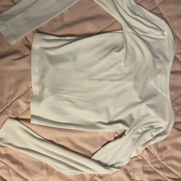 TOMMY HILFIGER LONG SLEEVE TOP - Picture 3 of 3